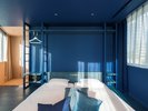 Corner Room�i�_�[�N�u���[�j