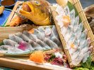 【天然魚の姿造り】漁港で毎朝仕入れ&館内生簀で鮮度抜群!お一人様ずつご用意でボリューム満点◎
