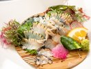 【別注料理−鮑のお造り】コリコリ食感がたまらない鮑のお刺身!磯の香りを味わいながら。