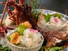 【別注料理−伊勢海老刺し】甘くとろける身とプリプリの食感!旅先での贅沢といえばやっぱりコレ♪