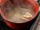 【ご朝食】1日のはじまりに滋味あふれる朝食を。ホッと落ち着く和定食をごゆっくり。
