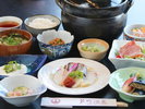 【シングル館朝食一例】芦野産のコシヒカリを土鍋で炊き、熱々の炊きたてをお召し上がりいただけます。