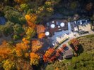 紅葉時期のキャンプ場全景(ドローンにて)