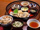 秩父の伝統的な郷土料理が盛りだくさんの秩父膳旅の疲れを癒しほっとする味わいです(夏季:冷や汁)