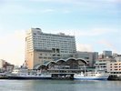 【泊ふ頭旅客ターミナルビル】当館から車で約6分
