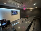 カラオケルーム 最大20名様までの大部屋あります!