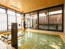 ◆【女性大浴場】桧内湯(湯温:40〜41℃)