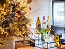 ハッピーアワー18:00-19:00関西だし茶漬け、たこ焼きは19:00‐21:30(もみじ棟)