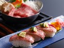 メイン料理の伊予牛「絹の味」2品。牛鍋&炙り握り(例)
