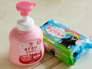 お子様用のボディーソープとおしりふきはフロントにて貸出しております。