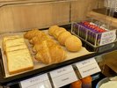 ◆朝食 パン各種取り揃えております。ジャムと一緒にどうぞ♪(イメージ)