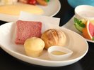 小学生以下のお子様のご朝食に、洋食プレートをご用意いたします