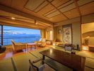 【そよ風館最上階和洋室『海楼』】露天風呂付きの最も広い和洋室。※給湯式(温泉ではございません)