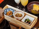 【朝食】囲炉裏の音で体が目覚める、やまゆりの宿らしい朝ごはんを