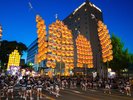 ホテルの目の前が竿燈祭りの会場