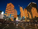 ホテルの目の前が竿燈祭りの会場