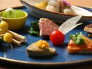 【お部屋食】豊富LUXEだけの特別なお食事をお部屋にご用意(一例)