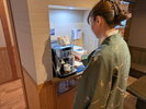 別邸ラウンジには珈琲や紅茶がフリードリンクでご利用いただけます。(別邸ご利用のお客様のみ)