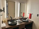 【307】2つの洗面ボウルを設定しているので、朝もゆったり使えるます。