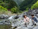 【河川公園】ホテルのすぐ横を流れる唐谷川沿いをお散歩できます♪