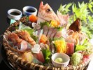 【夕食/春】板長厳選の新鮮な海鮮をたっぷりと!豪快魚介盛り/一例