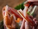 【夕食/冬】殻からすっと抜ける、この瞬間。トロリと甘いかに刺しは地元のたまり醤油で/一例
