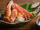 【夕食/冬】トロリと甘いかに刺しは地元のたまり醤油で/一例