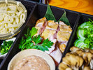 【田舎どりの水炊き】<冬季限定>中札内名産田舎どりを堪能!甘味とコクのあるジューシーな肉質♪