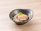 【豚しゃぶ】日替わりで豚しゃぶか鯛しゃぶの提供です