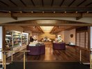 売店【蔵屋敷】洞爺湖町で作られているお菓子の他にも、様々な商品を扱っております!