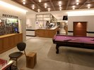 ��t��O�̓t���[�X�y�[�X�^Free space in front of the reception