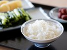 *朝食:お米は安曇野産を使用。お魚とメインのおかずは日替わりでご提供しております。(一例)