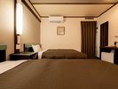 *ツインルーム:シモンズ社製。一流ホテルに選ばれる最高品質のマットレス。<客室イメージ>