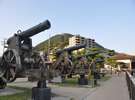 【みもすそ川公園】幕末の攘夷戦で外国船に砲撃した砲台跡です。(レプリカ)