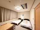 <別館・常磐苑>洋室ツイン。鉄筋造りのスタンダードタイプ。