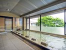 六左衛門の湯(内湯)