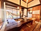 築200年綺麗な古民家。冷暖房エアコン付一年中快適に過ごせる。堀こたつと囲炉裏も