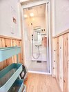 部屋ごとに清潔きれいな専属バスルームがあり、共有することがなく、安心して使用して頂けます。