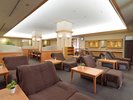 地下1階「スパ・アルパ」内スパラウンジ