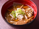 *【夕食(一例)】野菜がたっぷり入ったけんちん汁。