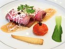 鳥取和牛低温ロースト パルミジャーノ トマトコンフィ