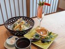 境港産紅蟹の味噌しゃぶしゃぶと松茸の天ぷら