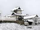【金沢城(雪)】写真提供:金沢市