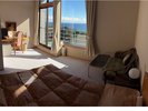 3階Wルームです。部屋に入った瞬間、目の前に大海原がっ♪♪(室内禁煙テラスで可)水平線からの日の出◎