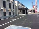 国道沿い、羽衣亭札内店様すぐ横に御座いますので、分かりやすく好立地です!