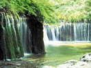 白糸の滝|軽井沢の名所で地下水が湧き出し滝となっています。