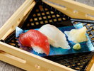 【秋のごちそうディナービュッフェ】握り寿司二貫(鮪・鯛)※おひとり様一皿まで