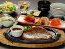 【スタンダード御膳】バランスのとれた人気の季節膳。メインはステーキ&お刺身です♪