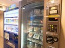 【ベンダーコーナー】お飲み物、軽食類を販売しております。