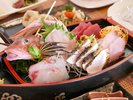 【夕食一例】地魚の舟盛り